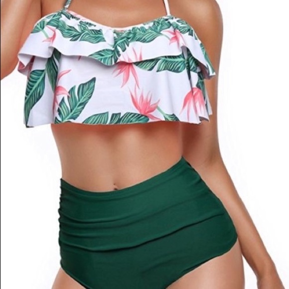 🦋 3/$15 Tropical Leaf Print Ruffle Halter Hi Waist Bottom - Picture 5 of 9